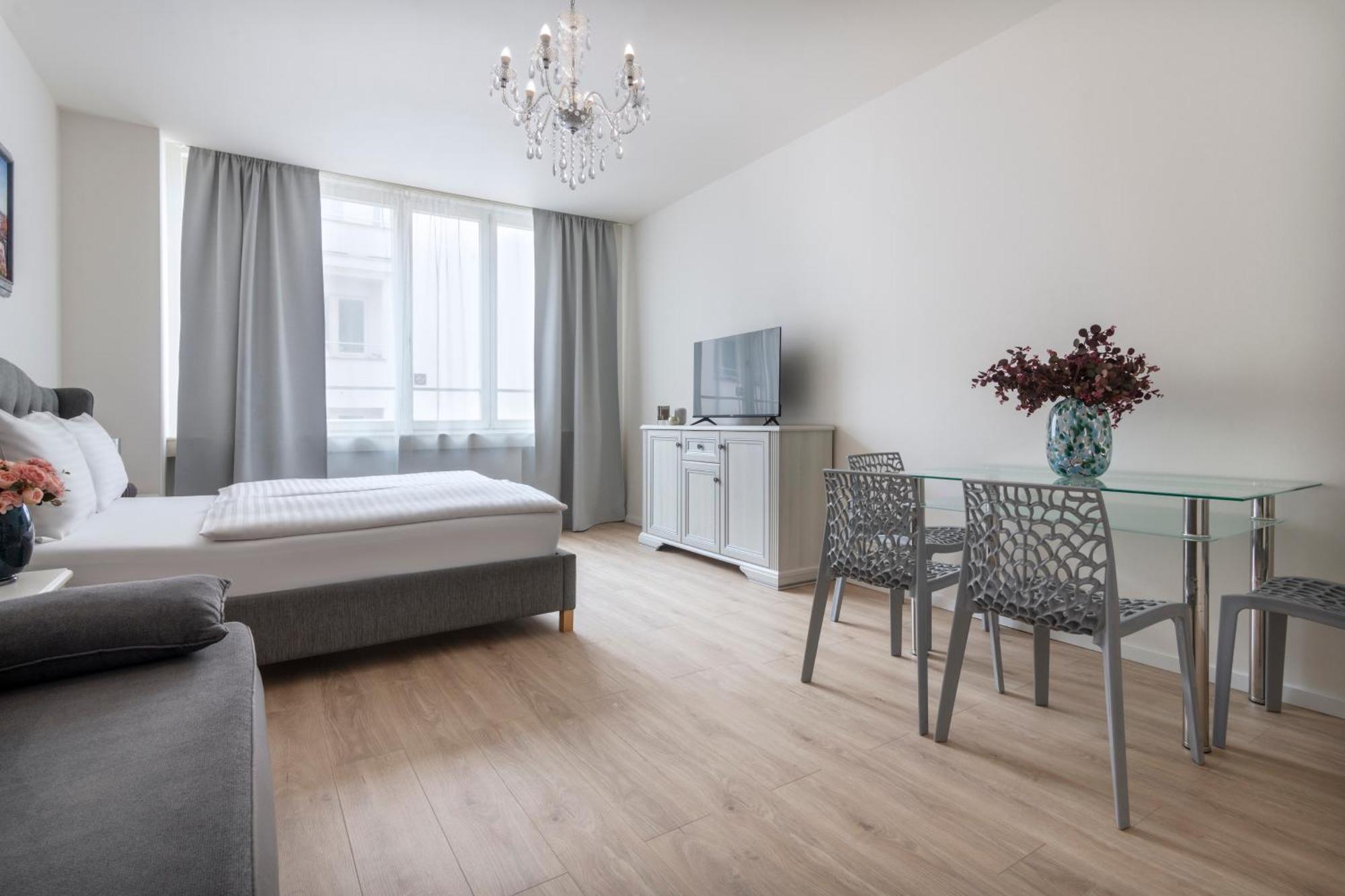 Prague Serenity Suites And Apartments Екстериор снимка