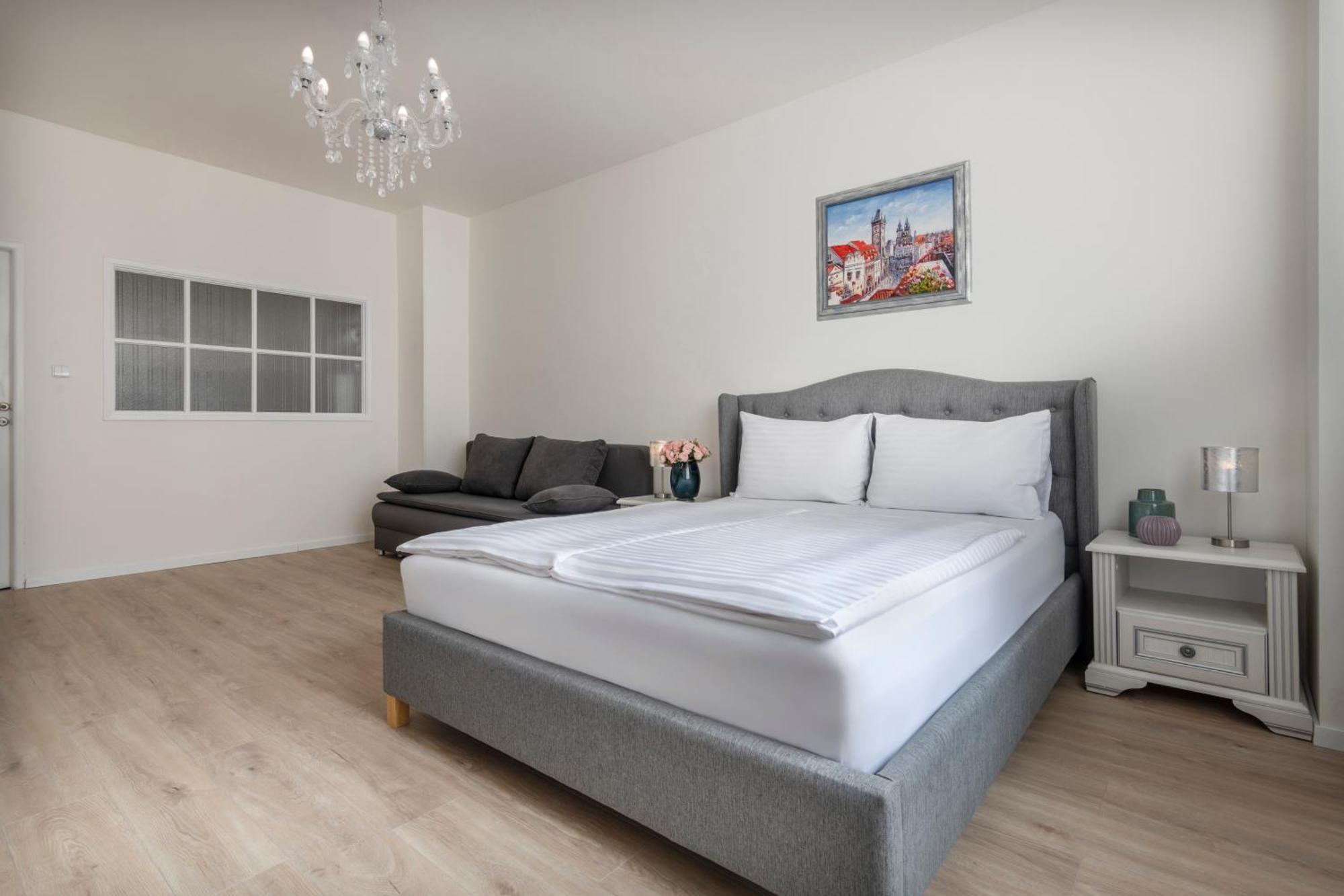 Prague Serenity Suites And Apartments Екстериор снимка
