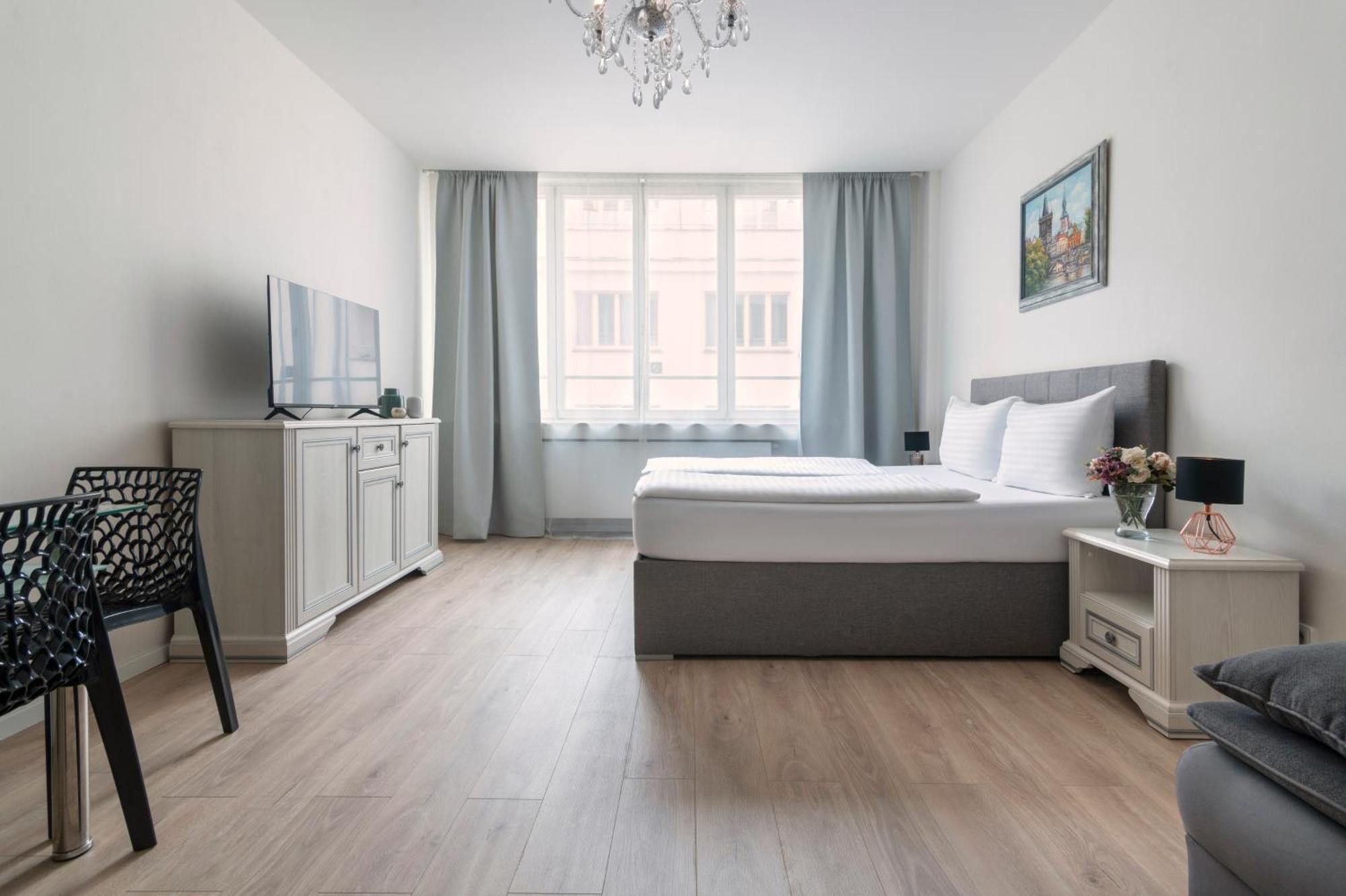 Prague Serenity Suites And Apartments Екстериор снимка