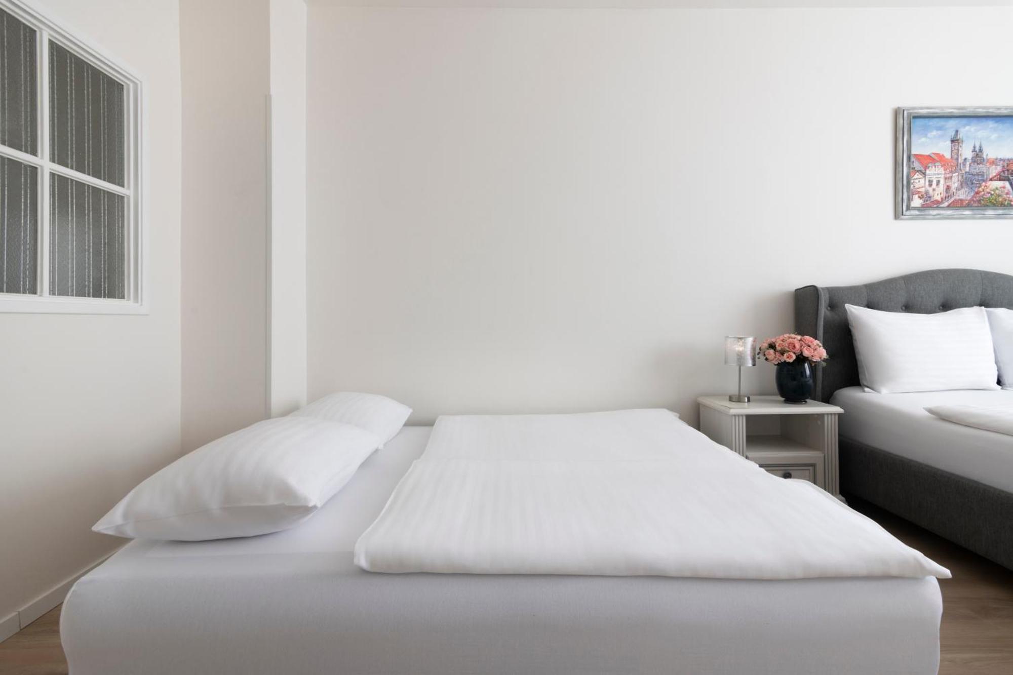 Prague Serenity Suites And Apartments Екстериор снимка
